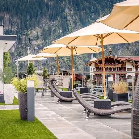 Mountain M&m Hotel 4*