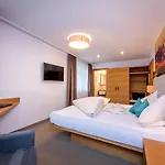 Mountain M&m Hotel 4*
